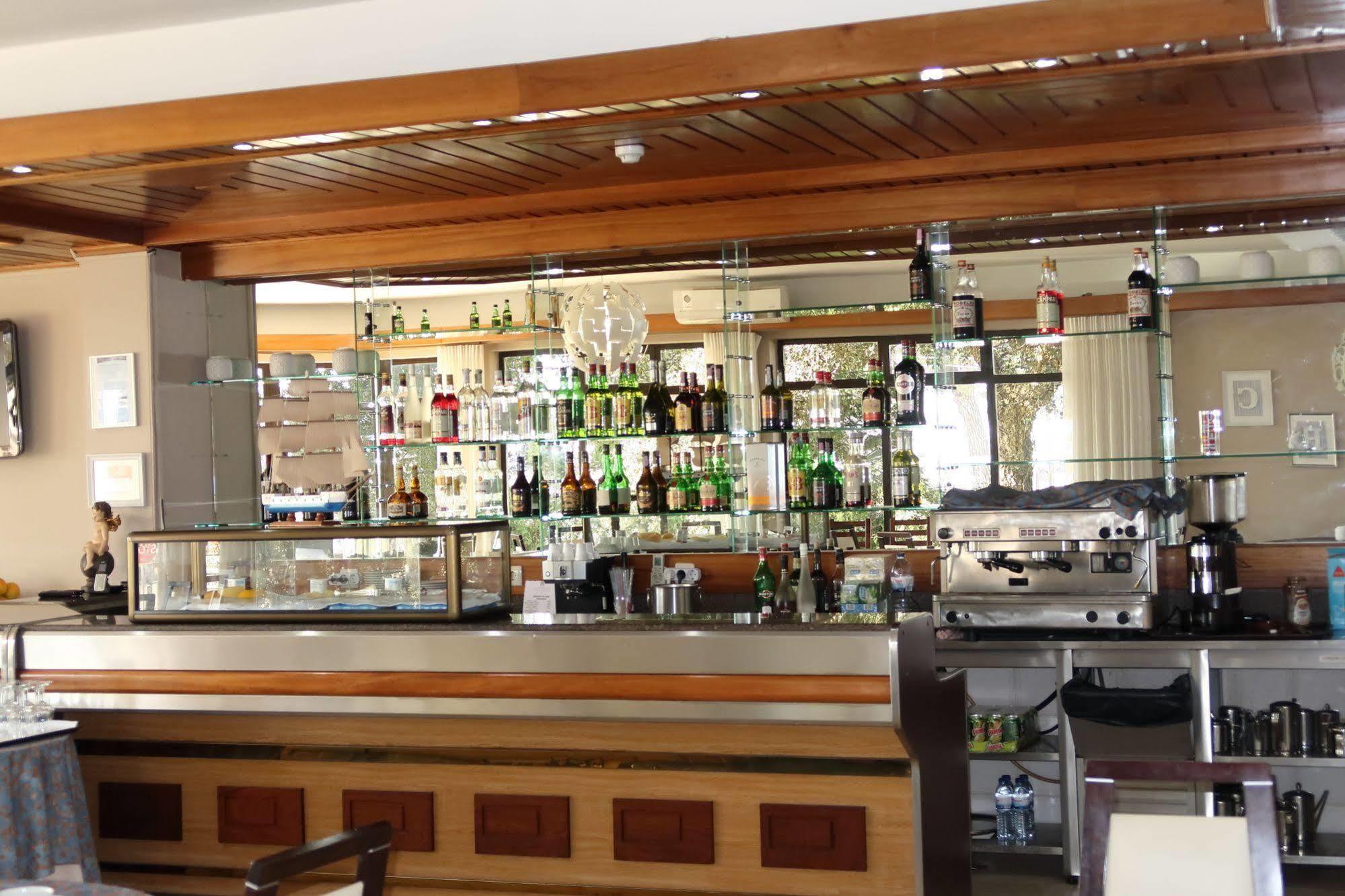 康特里兹酒店 波瓦－迪瓦尔津 外观 照片